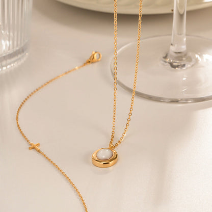 Minimalist Oval Mother of Pearl Necklace