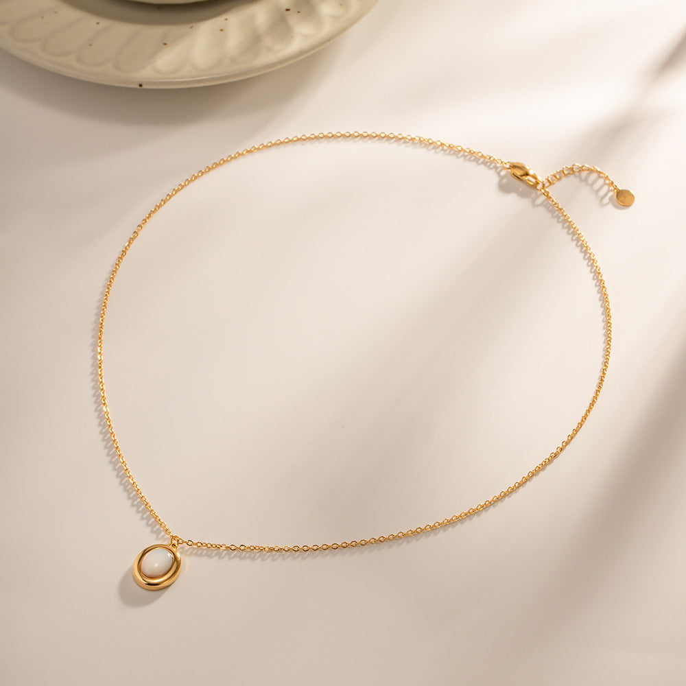 Minimalist Oval Mother of Pearl Necklace